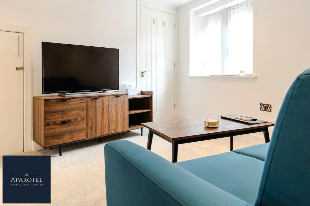 Aparotel Serviced Apartments - Stonehenge, Amesbury Town Centre 객실 사진