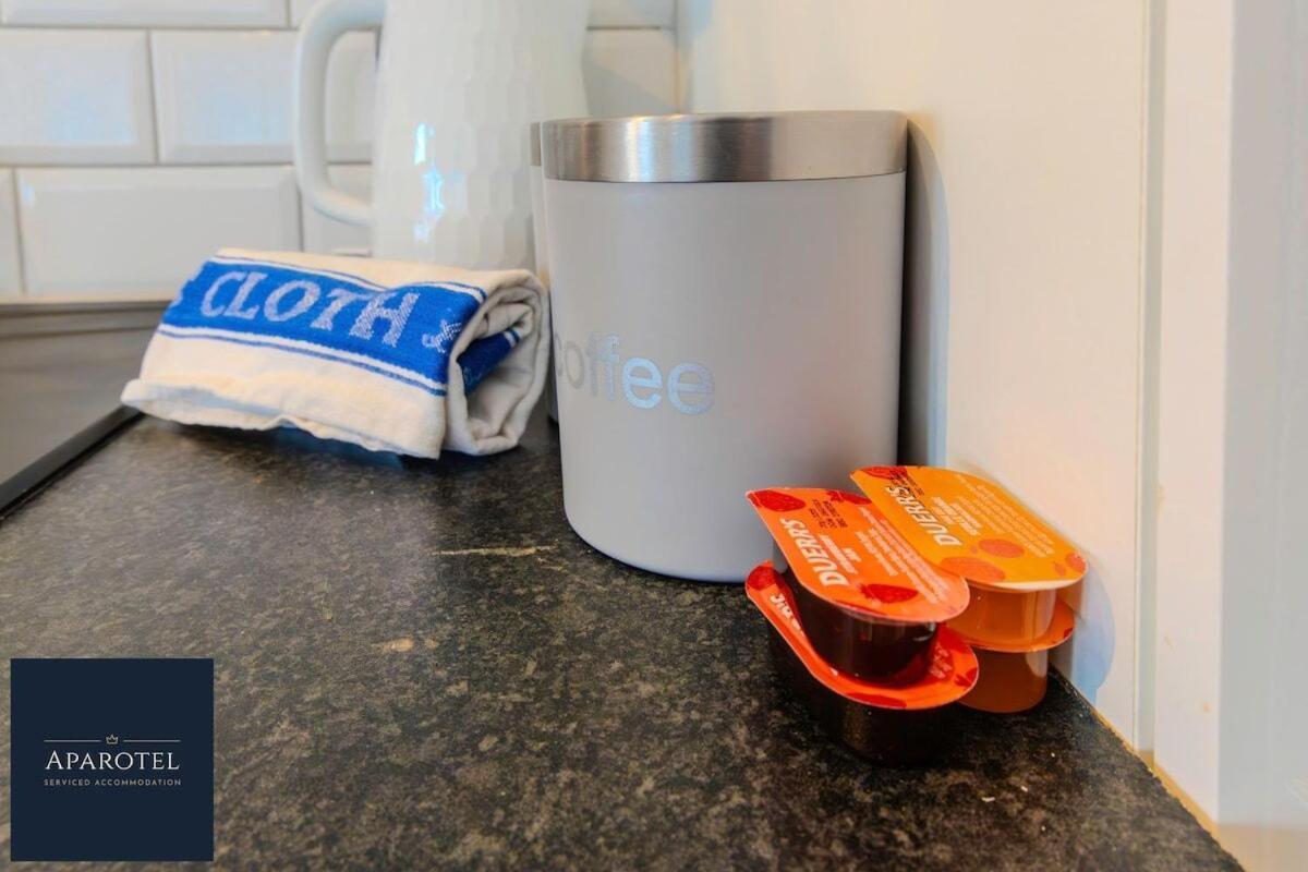 Aparotel Serviced Apartments - Stonehenge, Amesbury Town Centre 객실 사진