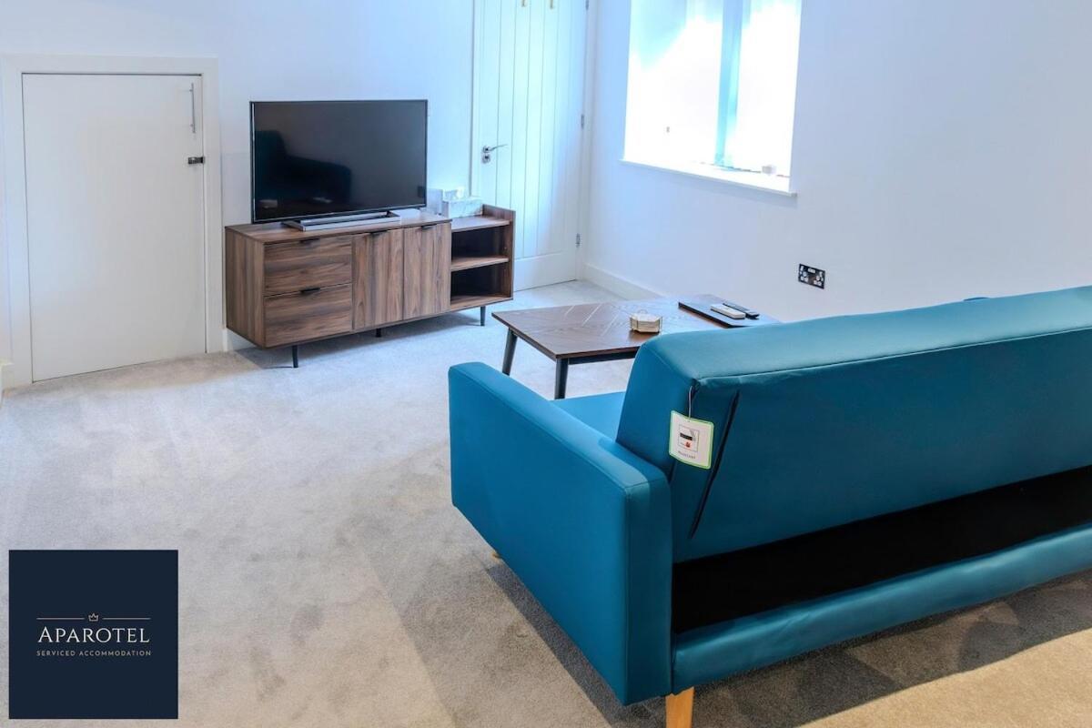 Aparotel Serviced Apartments - Stonehenge, Amesbury Town Centre 객실 사진