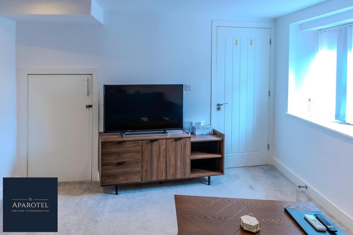 Aparotel Serviced Apartments - Stonehenge, Amesbury Town Centre 객실 사진