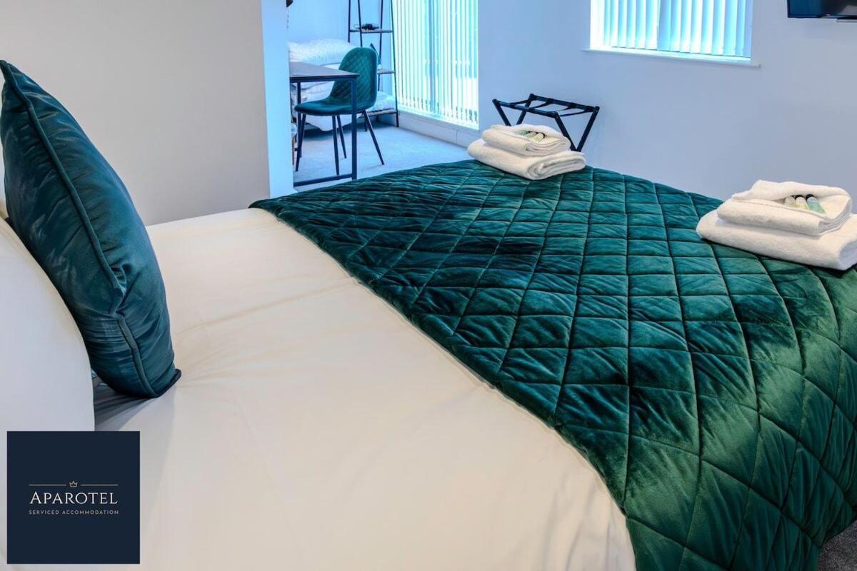 Aparotel Serviced Apartments - Stonehenge, Amesbury Town Centre 객실 사진